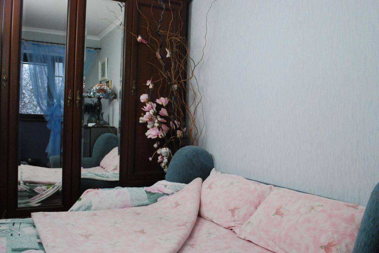 Отдельная Комната-Музей "Any" - Для Любых Путешественников Apartment Chernivtsi Exterior photo
